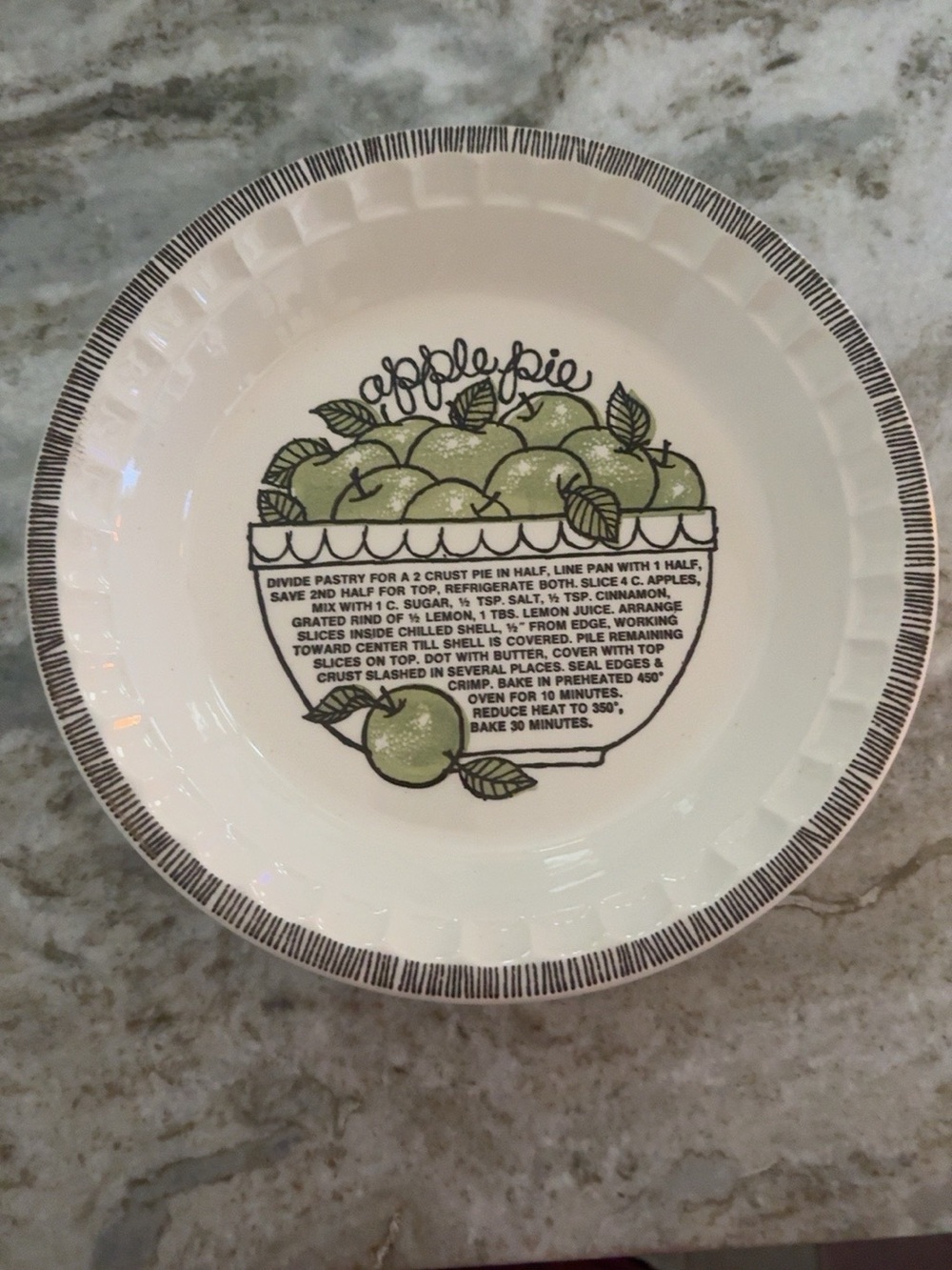 Vintage Royal China Jeannette Apple Pie Recipe Dish 11”